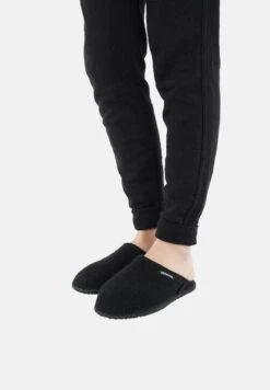 Giesswein TINO - Hausschuh - Black