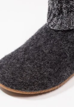 Giesswein WILDPOLDSRIED - Hausschuh - Anthrazit 13 Giesswein WILDPOLDSRIED - Hausschuh - Anthrazit -Giesswein 7f3719ca26c449f2839eb4aac171964e