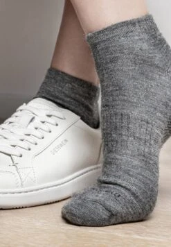 Giesswein ORGANIC SNEAKER SOCKS 3ER-PACK - Socken - Schiefer -Giesswein a5c57ebb740c4285a2b0166a309962cf 1