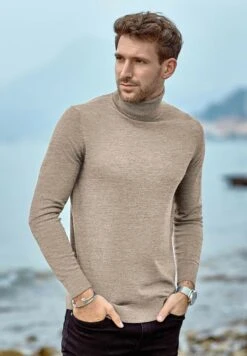 Giesswein LIGHT ROLLKRAGEN - Strickpullover - Sandmelé